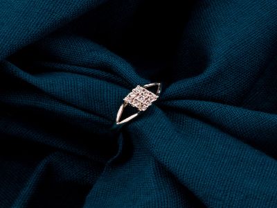 Finger Ring - ZAFR41RDW